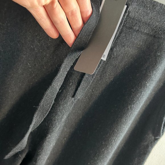 Black - 100% cashmere joggers - Picture 7 of 7